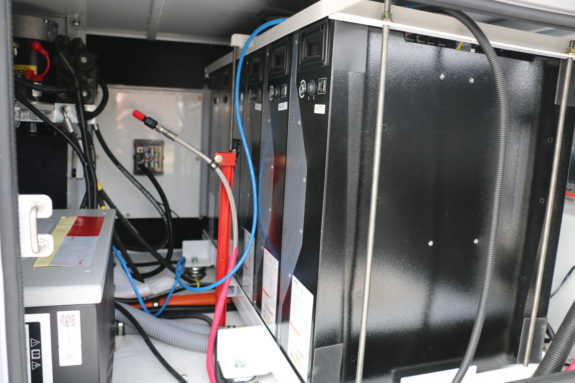 The 31.8 kWh 123eNRG power cell, the build’s battery storage